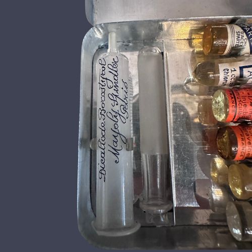nécessaire injection